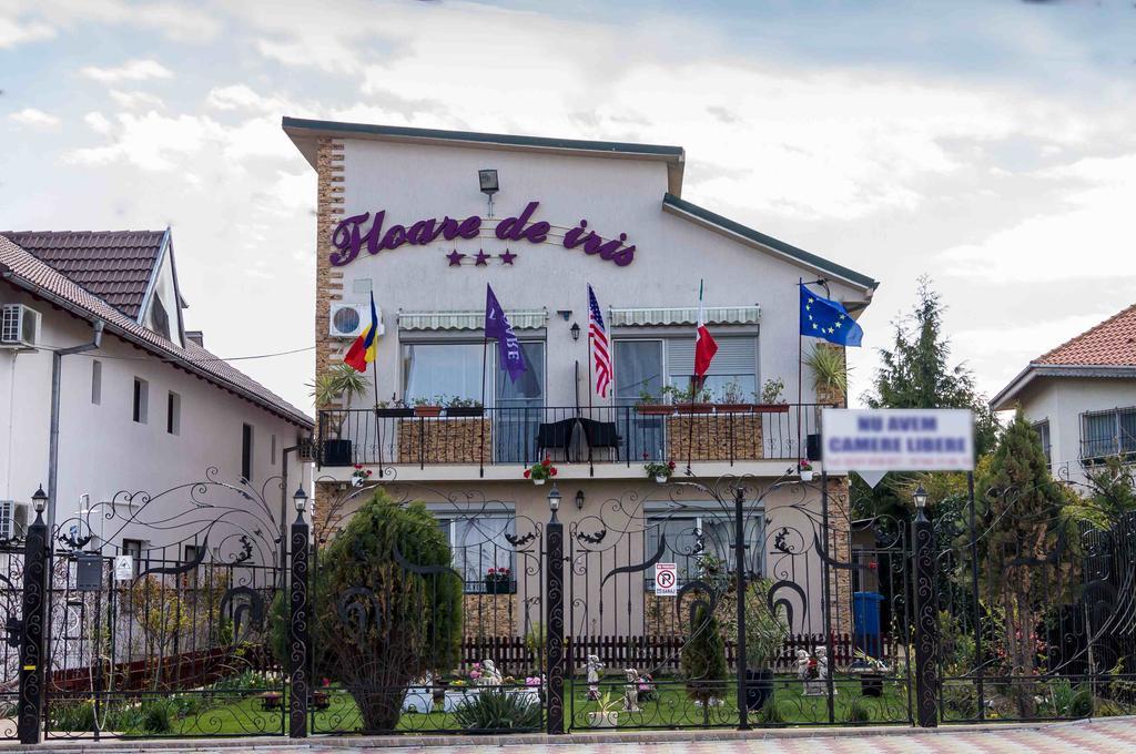 Floare De Iris Hotell Vama Veche Exteriör bild