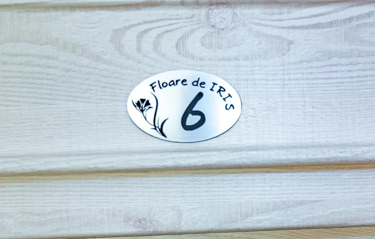 Floare De Iris Hotell Vama Veche Exteriör bild